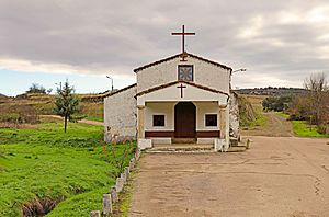 Archivo:Ermita en Serradilla del Arroyo