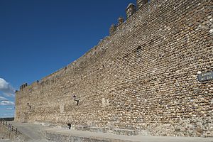 Archivo:Galisteo Muralla 32