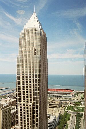 Archivo:Key tower