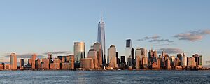 Archivo:Lower Manhattan from Jersey City November 2014 panorama 2