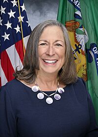 Archivo:Marilynn Malerba, U.S. Treasurer