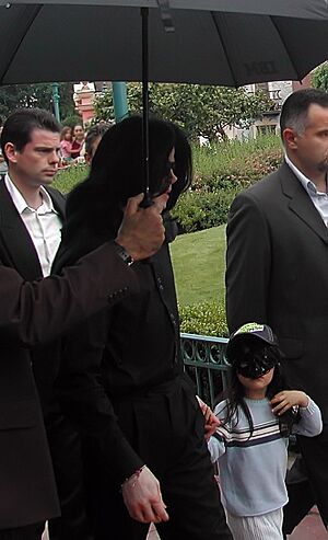 Archivo:Michael Jackson 2006