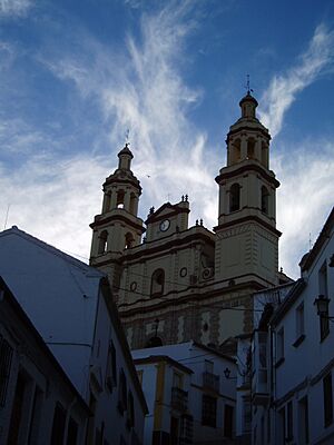 Archivo:Olvera-iglesia