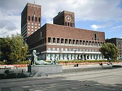 Archivo:Oslo rådhus2