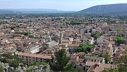 Panorama du centre ville de la ville de Cavaillon.jpg