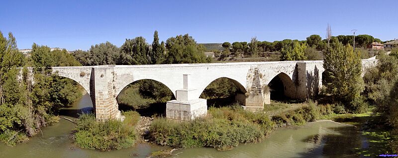Peñafiel (39093568542)