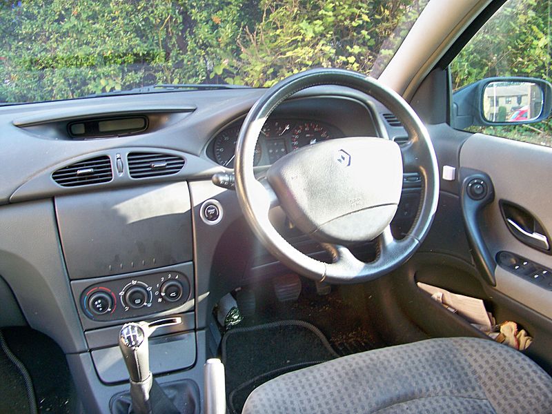 Renault Laguna interior
