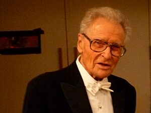Archivo:Stanisław Skrowaczewski, oct 2011 in Tokyo