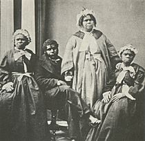 Archivo:Truganini and last 4 tasmanian aborigines