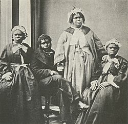 Truganini and last 4 tasmanian aborigines.jpg