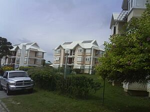 Archivo:University of the West Indies, Barbados-3