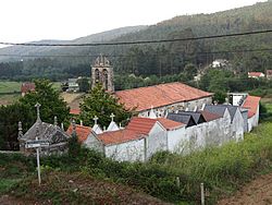 Vista xeral Igrexa Cundíns, Cabana de Bergantiños 09.jpg