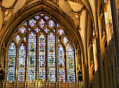 Wells Cathedral HDR photo (2264401553) Golden window crop