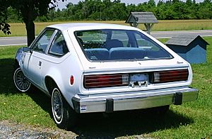 Archivo:1979 AMC Spirit liftback light blue NC-r