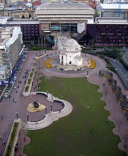 Archivo:Centenary Square -Birmingham -UK