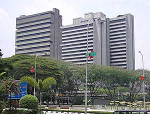 Archivo:Central Bank of Malaysia headquarters, Kuala Lumpur