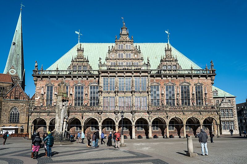 Das Rathaus (8587659004)