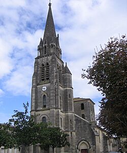 Eglise de Saint-Médard-de-Guizières - fokuso.jpg