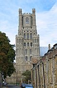 Ely-cathedral-west-tower-2004