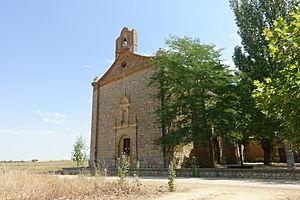 Archivo:Ermita de San Miguel, Frechilla 01