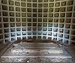 Archivo:Italiarren piramidea 5