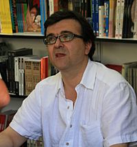 Archivo:Javier Cercas en la Feria del Libro de Madrid 2009