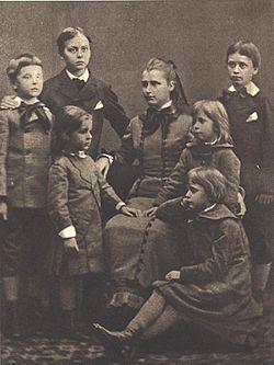 Archivo:Mannerheim siblings