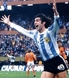 Mario Kempes 1978 Argentina - Holanda.jpg