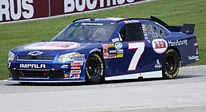 Archivo:Nationwide 7 Ron Fellows 2011 Road America Bucyrus 200
