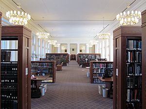 Archivo:Reading Room, Langdell Hall, Harvard University, Cambridge MA