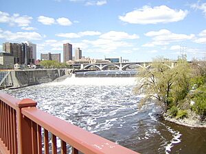 Archivo:SaintAnthonyFalls