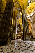Archivo:Sevilla cathedral - interior
