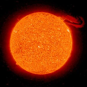 Archivo:Solar prominence from STEREO spacecraft September 29, 2008