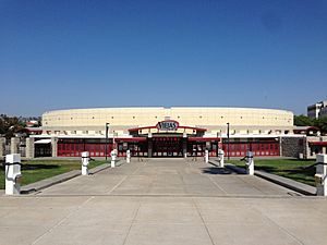 Archivo:USA CA SanDiego SDSU 001 2013 - Viejas Arena