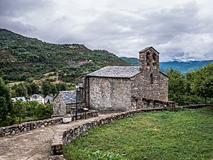 Archivo:Villanova - Iglesia de Sant Pere 01
