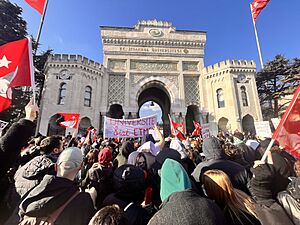 Archivo:Beyazıt Meydanı