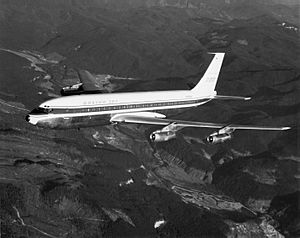 Archivo:Boeing 707 "Stratoliner", 3rd 707-121 production airplane, N709PA, later delivered to Pan Am