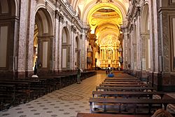 Archivo:Buenos Aires Metropolitan Cathedral Interior (2014)