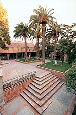 Archivo:Cal Figarot Casa Via Raventós Castellers de Vilafranca