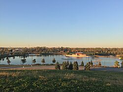 Centennial Park lake in Munster.JPG
