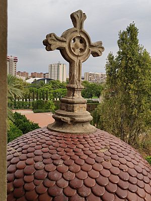 Archivo:Cupulines fachada principal iglesia jesuitas