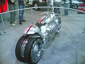 Archivo:Dodge Tomahawk Concept