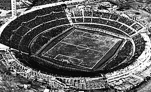 Archivo:Estadio Centenario 1930