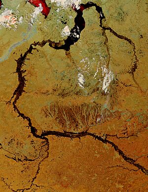 Archivo:FLOODING OF THE OB AND TAZ RIVERS.500m