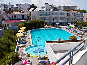 Archivo:Hotel Atrion - panoramio