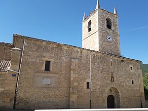 Archivo:Iglesia de San Vicente Mártir de Trespaderne