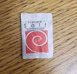 Archivo:Iodized salt packet
