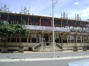 Archivo:Laterrazasada