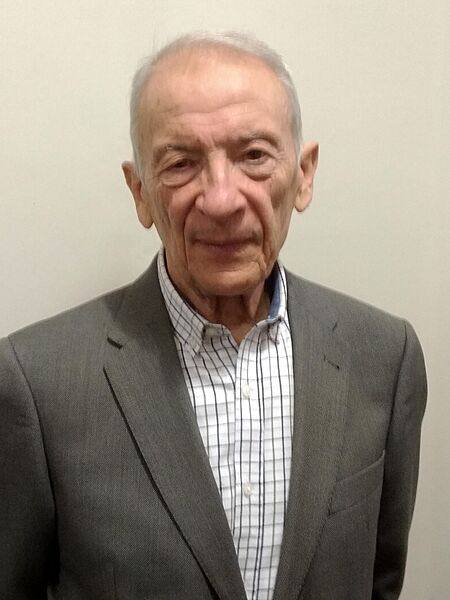 Luis Oro Giral (April 2022)