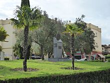Monumento Terremoto Hijo - Jerez P1150197.jpg